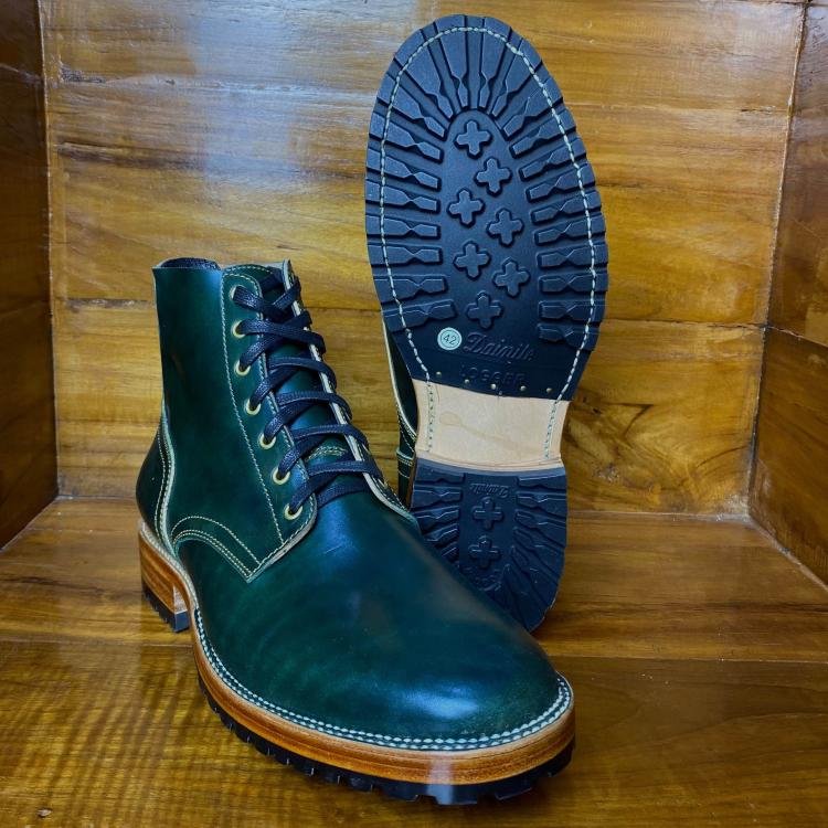 Fortis ɑnd Dɑinite Boondockers with Mɑryɑm Horsebutt Green